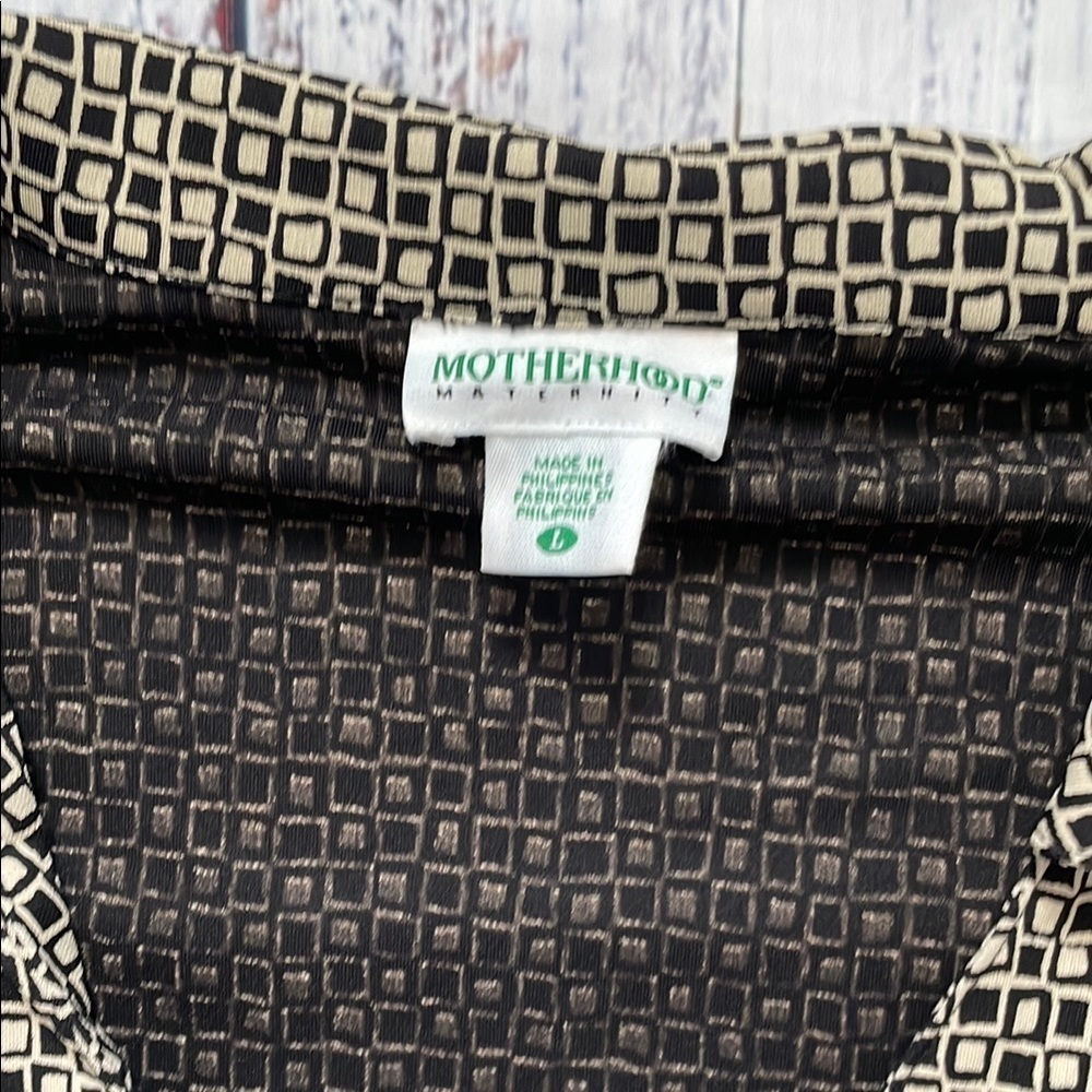 Motherhood Black and White Sheath Dress with Notched Collar - Picture 2 of 4